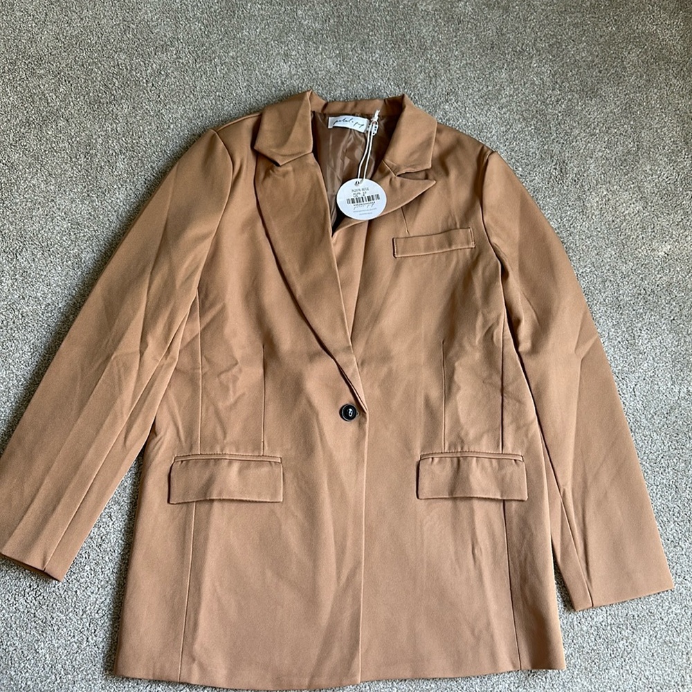 Petal and Pup Beige Blazer with one button and pockets